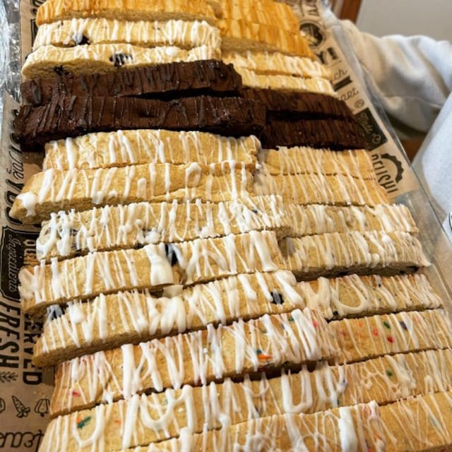 Biscotti.