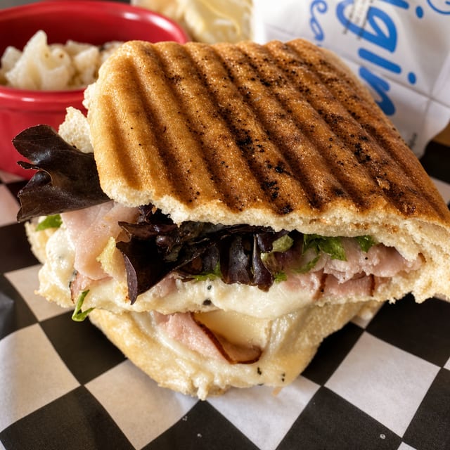 Tuscani Panini.